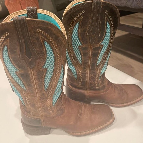 Ariat VentTEK Ultra Turquoise Brown Cowboy Boots | Coastal Cowgirl Western Boho Ariat VentTEK Ultra Turquoise Brown Cowboy Boots | Coastal Cowgirl Western Boho